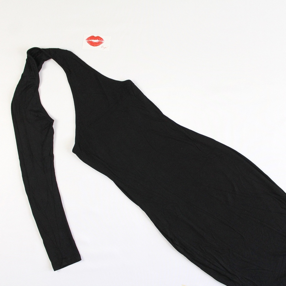 Asymmetric Shoulder and Hem Fitted Maxi Dress - Picture 6 of 8